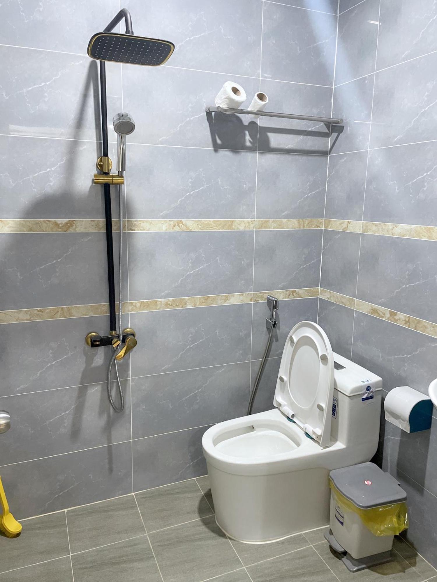 Hotel Hoang Phuc 头顿 外观 照片