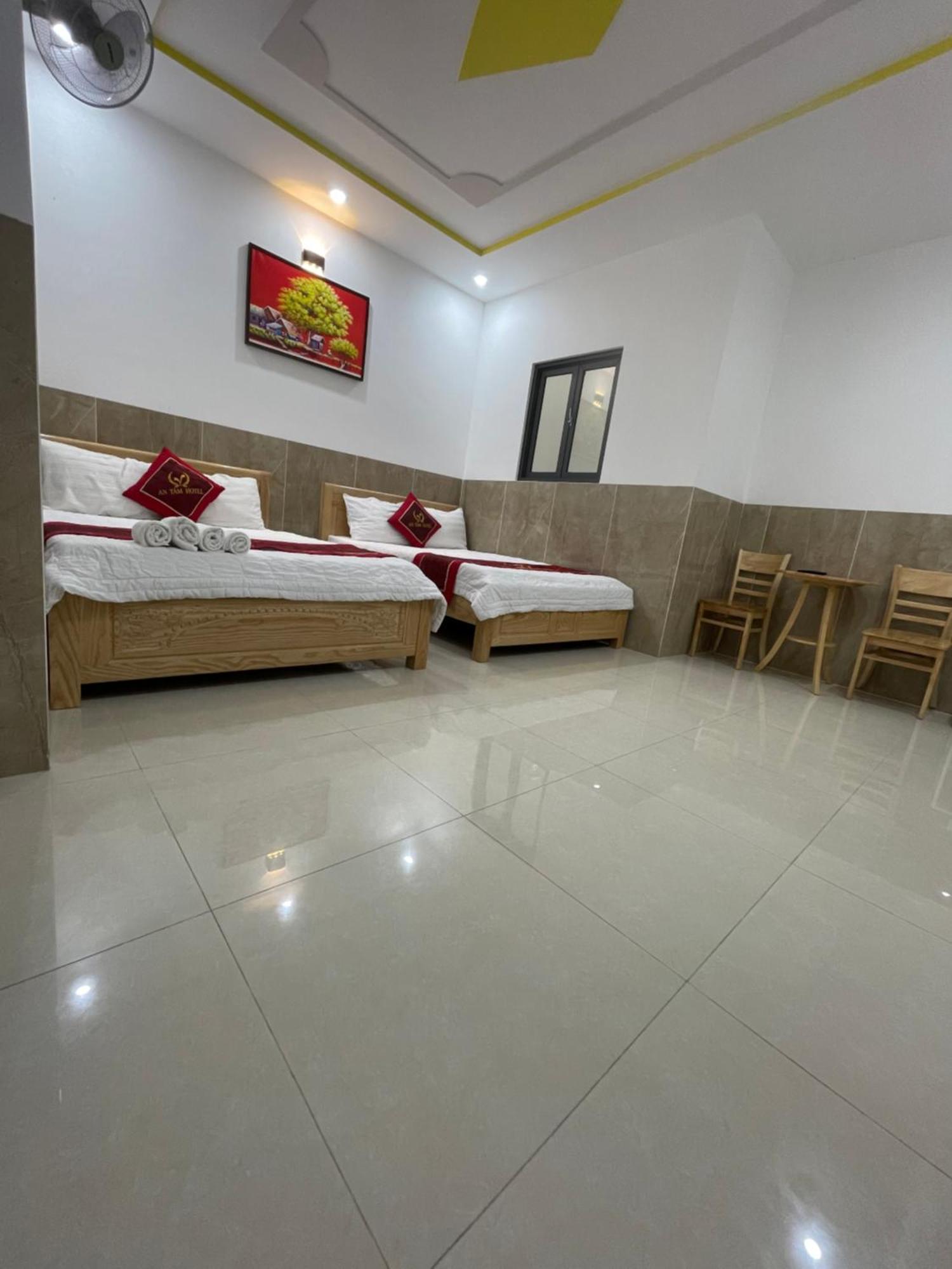 Hotel Hoang Phuc 头顿 外观 照片