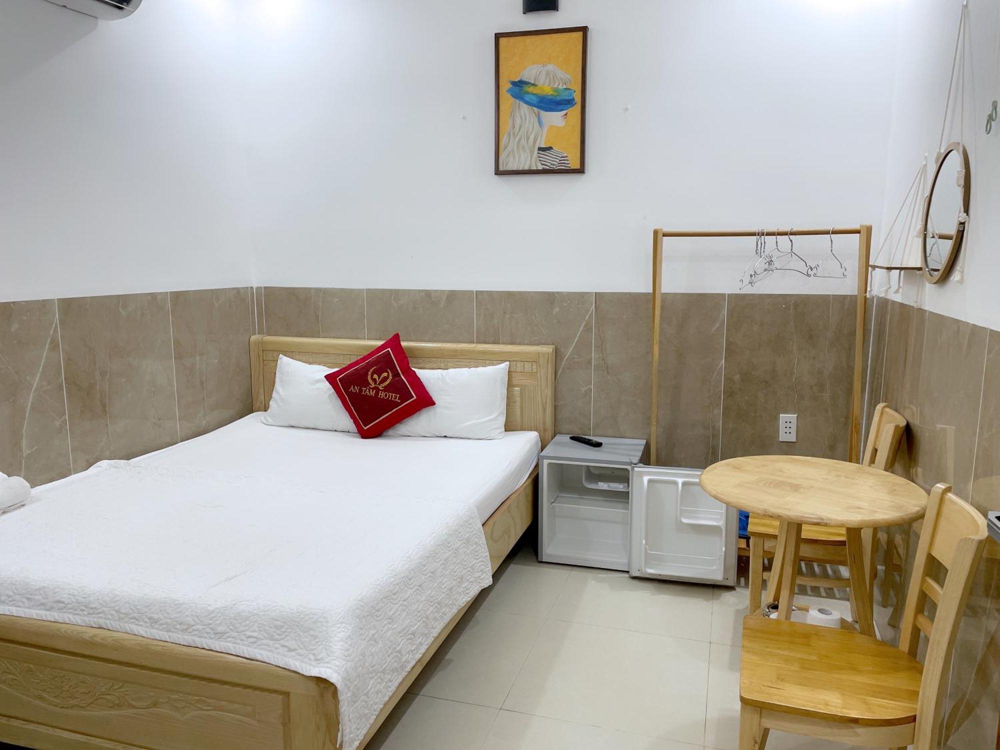 Hotel Hoang Phuc 头顿 外观 照片