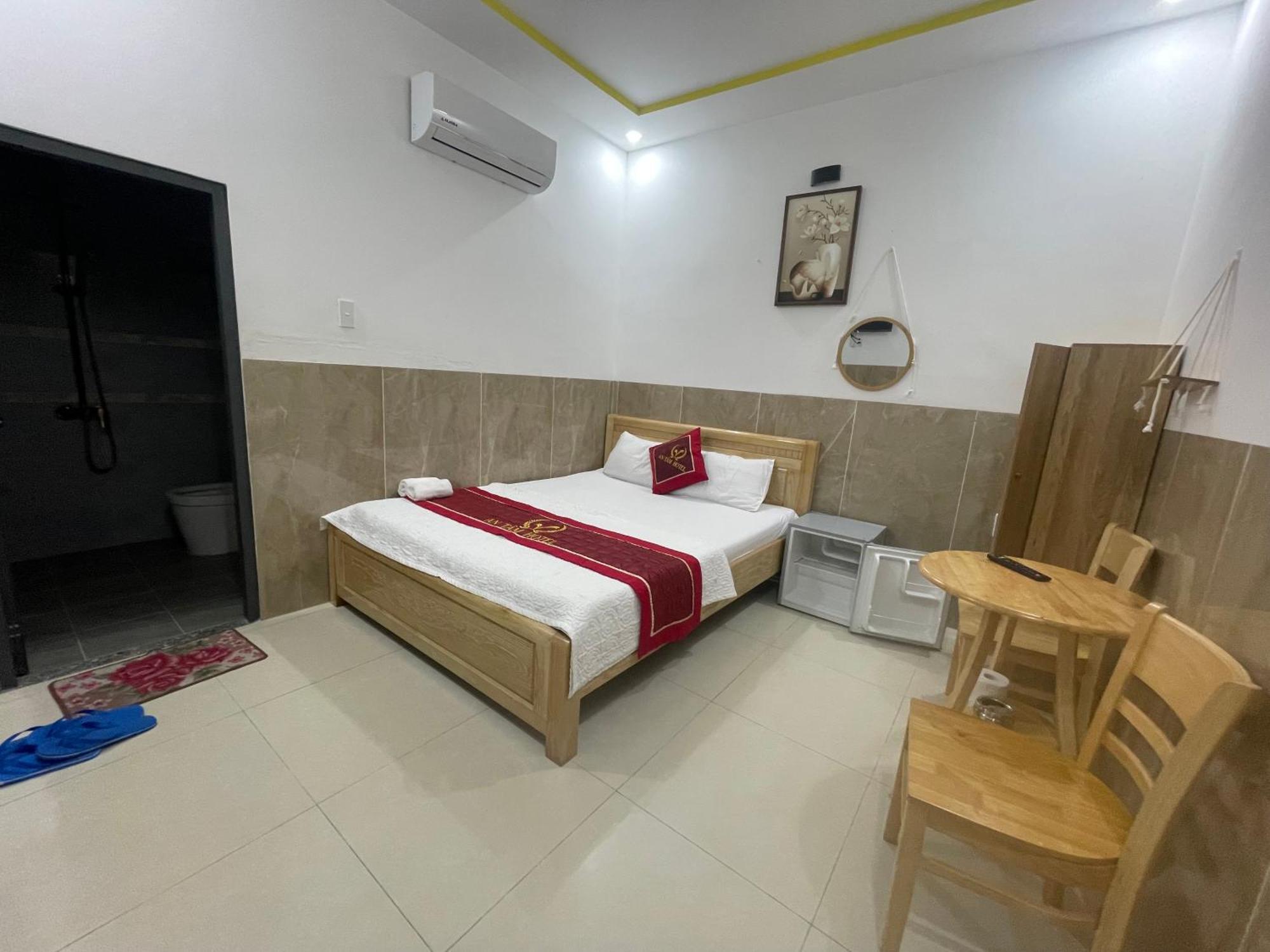 Hotel Hoang Phuc 头顿 外观 照片