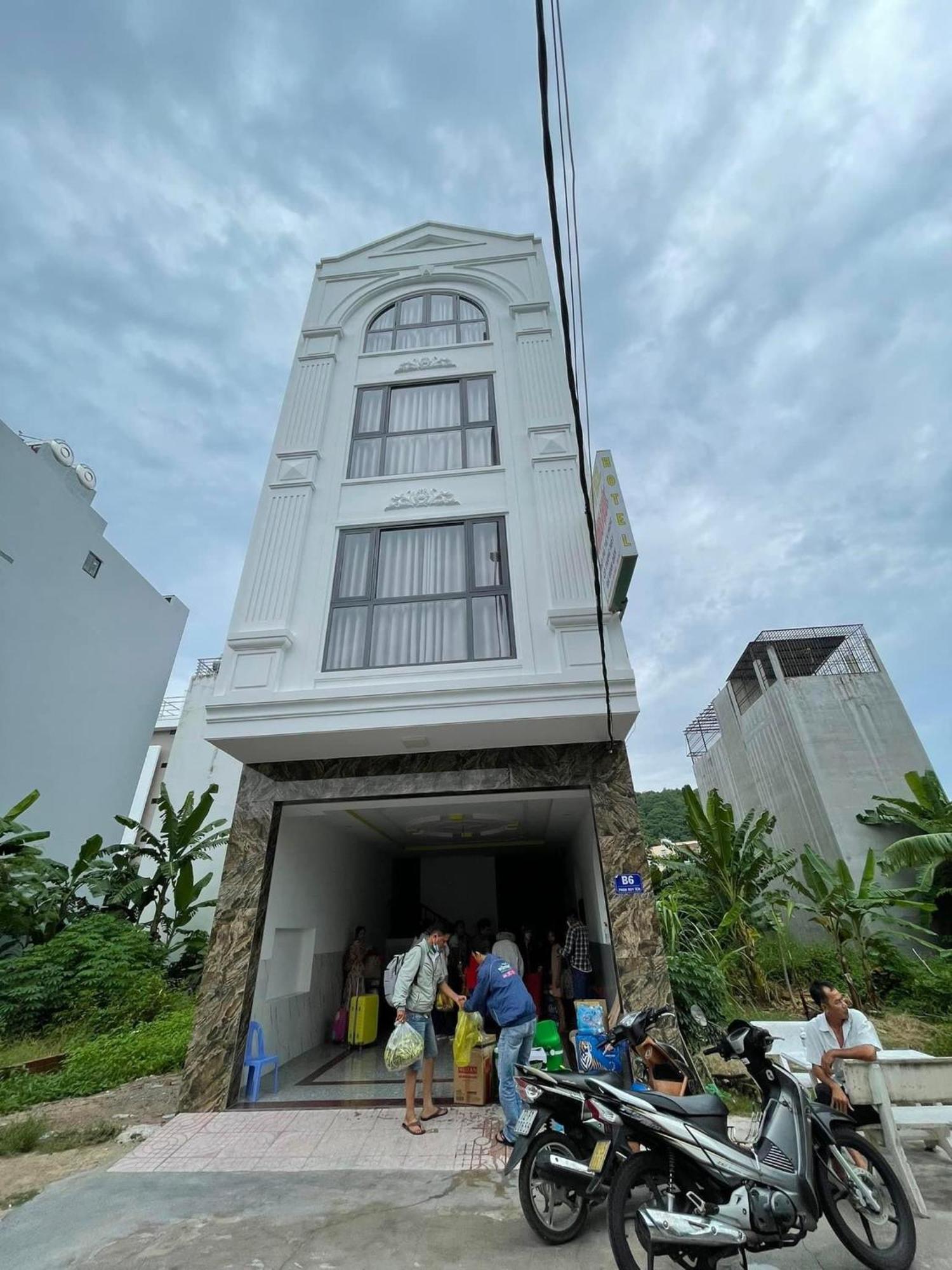 Hotel Hoang Phuc 头顿 外观 照片
